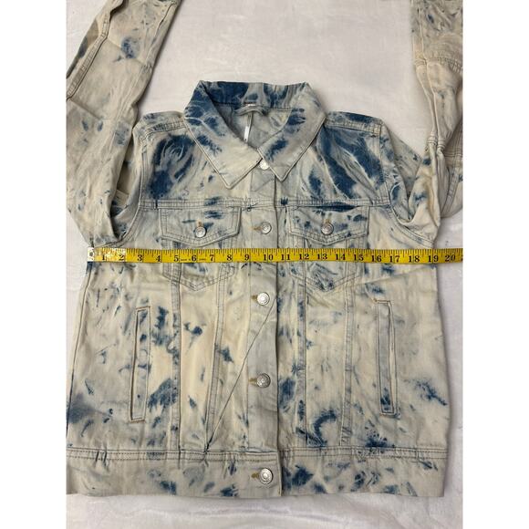 Free People Rumors Denim Jacket Women's Size M In Jones Tie Dye Blue NWT - Picture 3 of 10